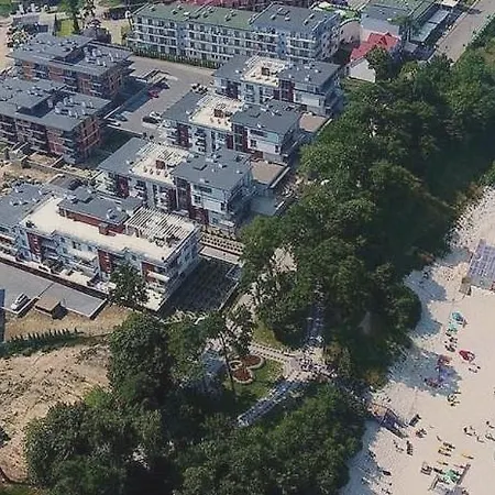 - 6 Person - Premium Baltic With Garden *