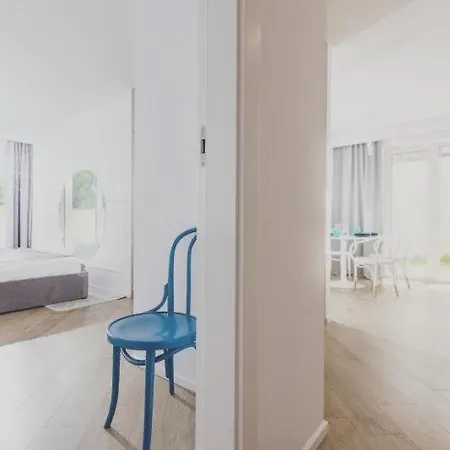 Apartment - 6 Person - Premium Baltic With Garden